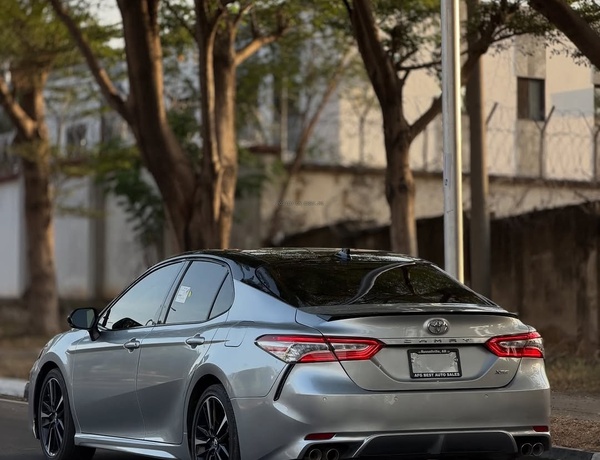 Foreign Used Toyota Camry SE 2018 for Sale In Abuja