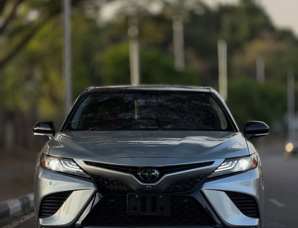Foreign Used Toyota Camry SE 2018 for Sale In Abuja