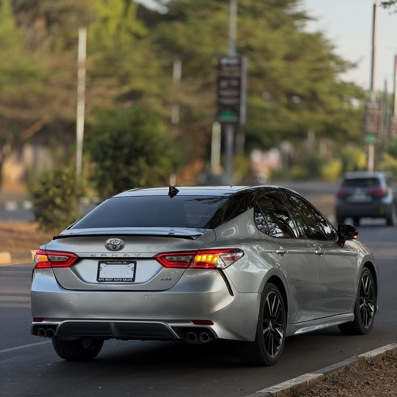 Foreign Used Toyota Camry SE 2018 for Sale In Abuja image