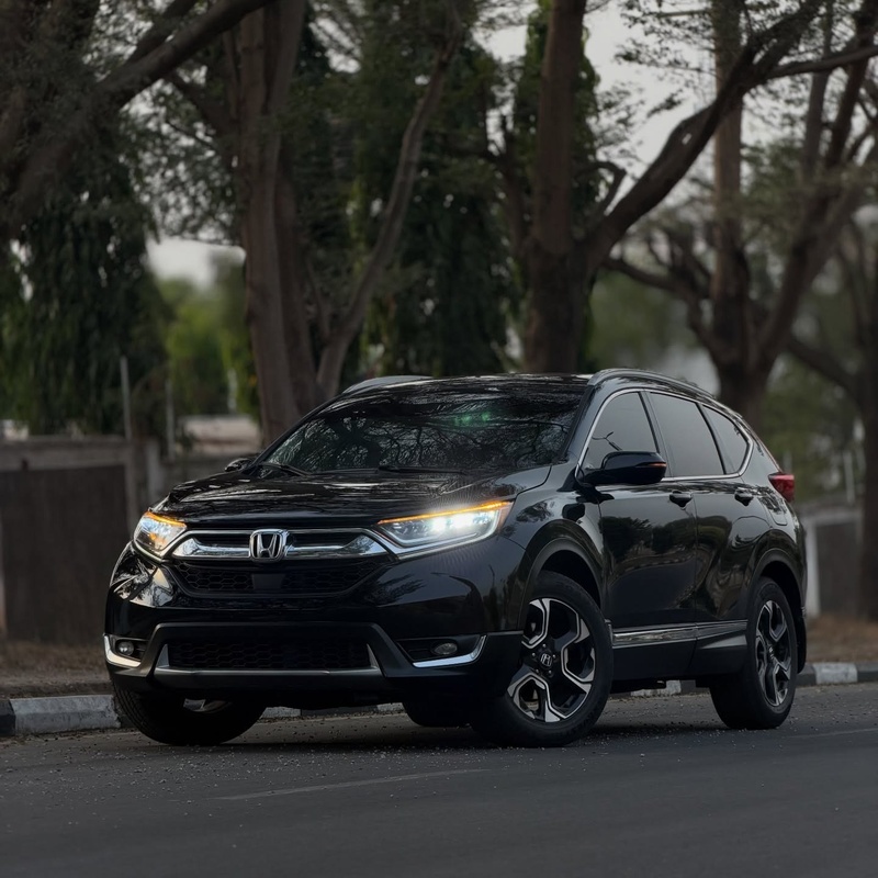  Foreign Used 2017 Honda CR-V  for Sale In Abuja image