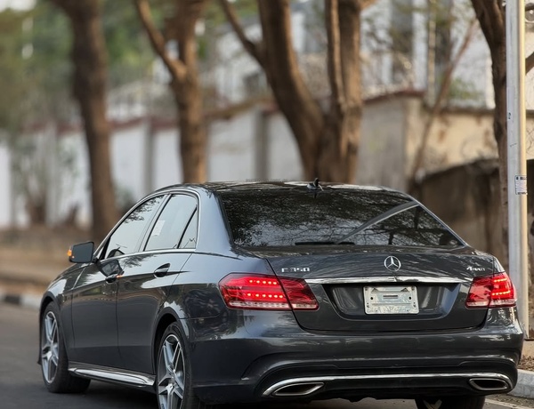  Foreign Used Mercedes Benz E350 2015 for Sale In Abuja