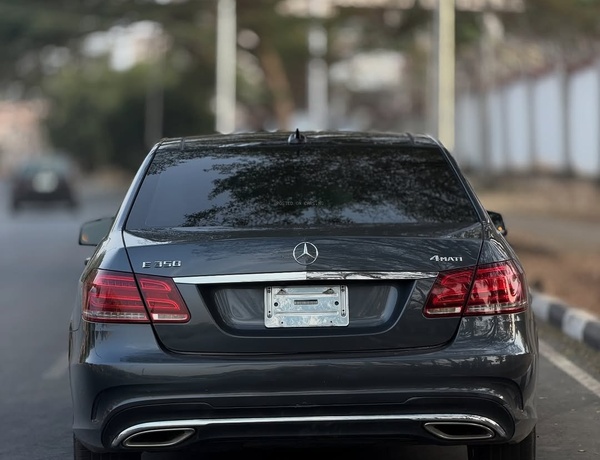  Foreign Used Mercedes Benz E350 2015 for Sale In Abuja
