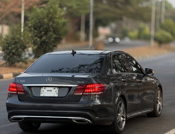  Foreign Used Mercedes Benz E350 2015 for Sale In Abuja