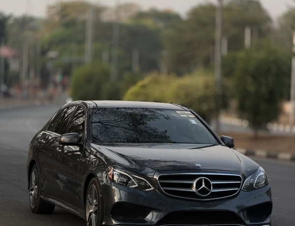 Foreign Used Mercedes Benz E350 2015 for Sale In Abuja