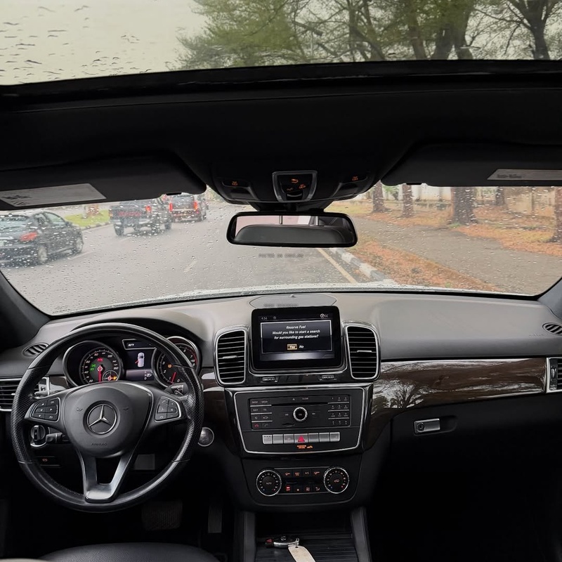 Grab This Mercedes Benz GLE350 2017 FOREIGN USED Before It’s Gone image