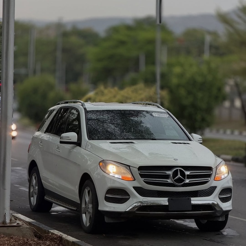 Grab This Mercedes Benz GLE350 2017 FOREIGN USED Before It’s Gone image