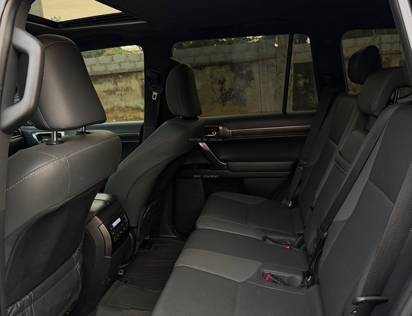 FOREIGN USED 2022 LEXUS GX460 FOR SALE IN ABUJA