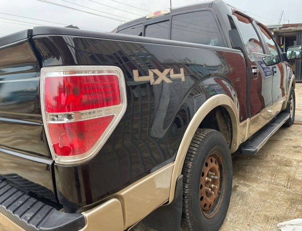 Heavy Duty Pickup Ford F-150 2014  Foreign Used  – Strong & Reliable