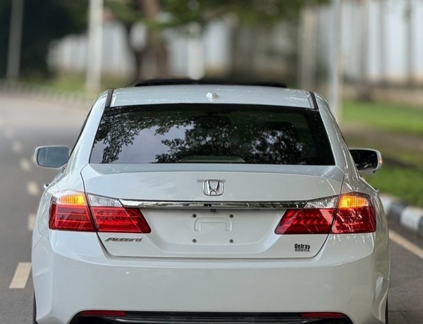 FOREIGN USED Honda Accord 2015 in Abuja