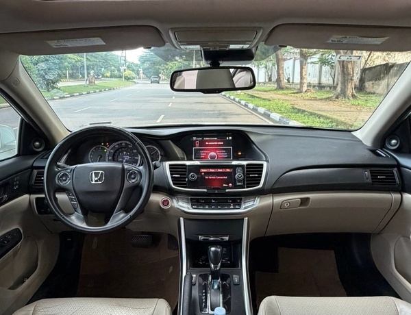 FOREIGN USED Honda Accord 2015 in Abuja