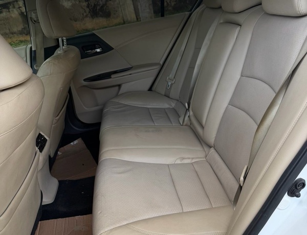 FOREIGN USED Honda Accord 2015 in Abuja