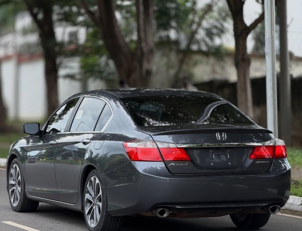 Honda Accord 2015  For Sale In Abuja 