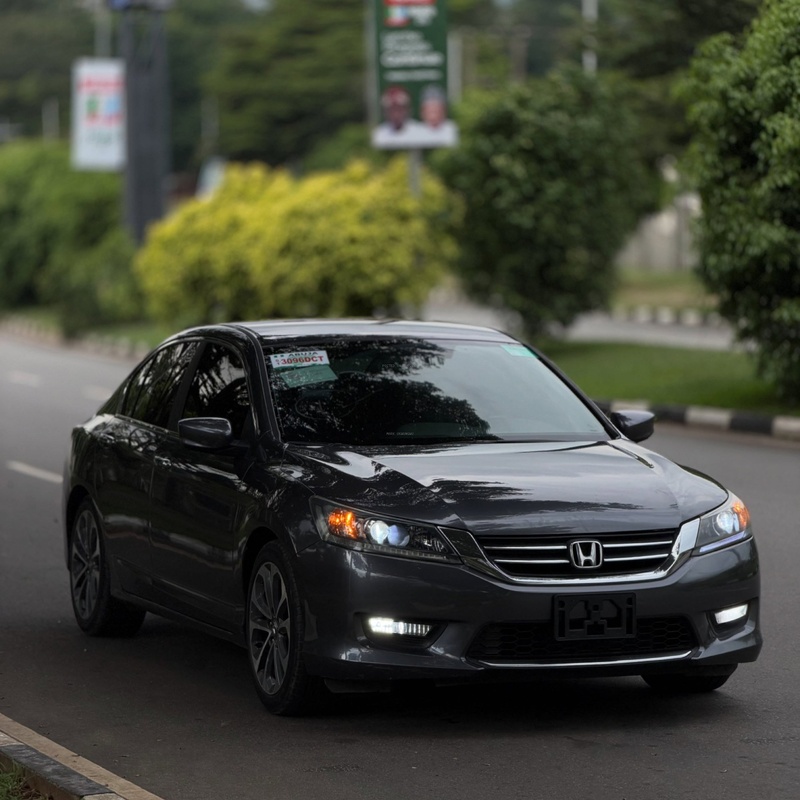 Honda Accord 2015  For Sale In Abuja  image