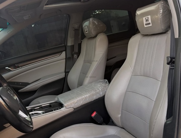 Honda Accord 2.0T 2019 Foreign Used 🚗 Smooth Ride, Full Option