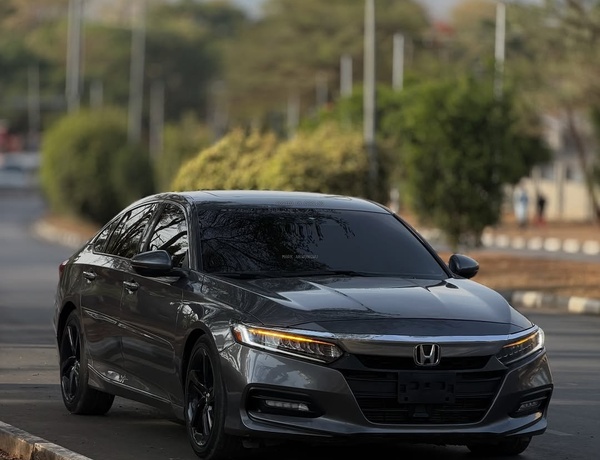 Honda Accord 2.0T 2019 Foreign Used 🚗 Smooth Ride, Full Option