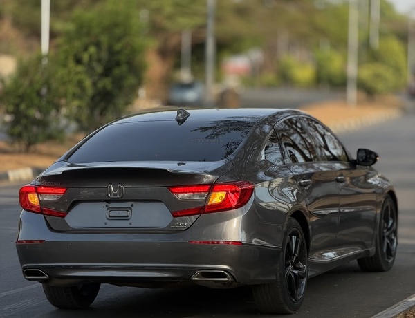 Honda Accord 2.0T 2019 Foreign Used 🚗 Smooth Ride, Full Option