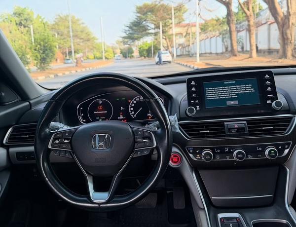 Honda Accord 2.0T 2019 Foreign Used 🚗 Smooth Ride, Full Option