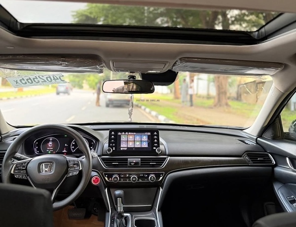 Honda Accord 2018 🔥 Reliable, Stylish & Smooth Drive