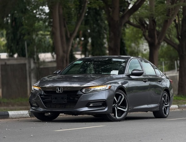 2019 HONDA ACCORD – FOREIGN USED | CLEAN EXECUTIVE SEDAN