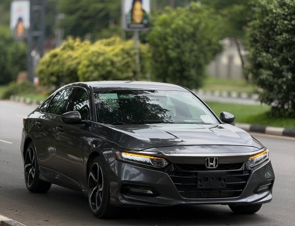 2019 HONDA ACCORD – FOREIGN USED | CLEAN EXECUTIVE SEDAN
