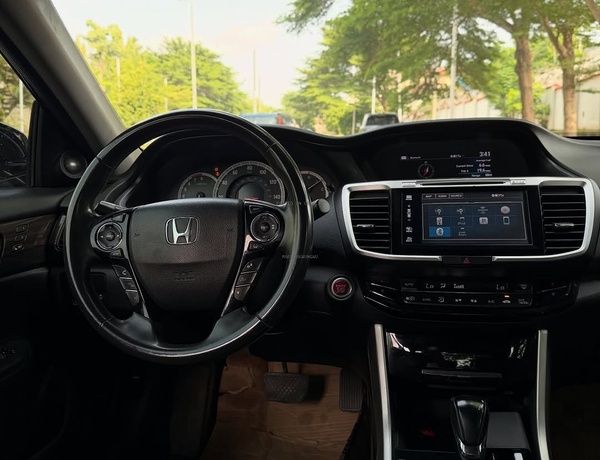 Honda Accord Touring 2016 🔥 Limited Offer, Inspection Welcome