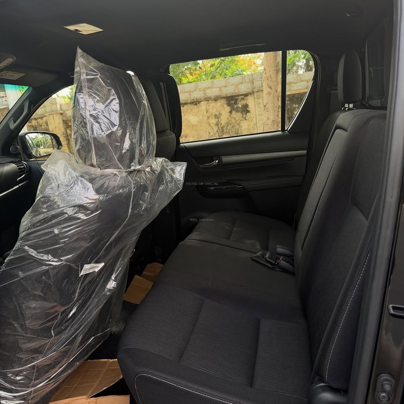 HOT DEAL: BRAND NEW HILUX ADVENTURE V6 2025 – 0KM, BUY TODAY image