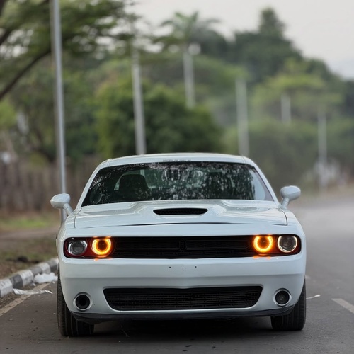 HOT DEAL: DODGE CHALLENGER 2022– CLEAN FOREIGN USED UNIT