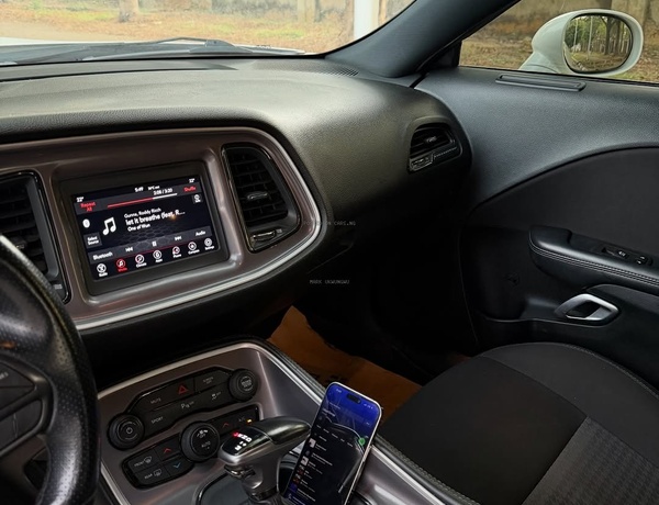 HOT DEAL: DODGE CHALLENGER 2022– CLEAN FOREIGN USED UNIT