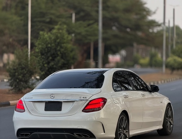 Foreign Used 2017 Mercedes-Benz C43 AMG for Sale In Abuja