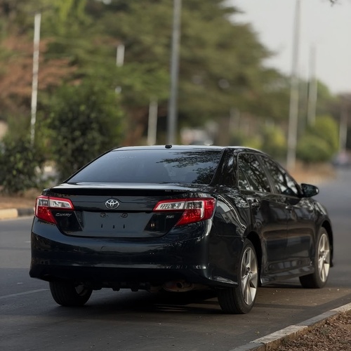 Foreign Used Toyota Camry SE 2012 for Sale In Abuja