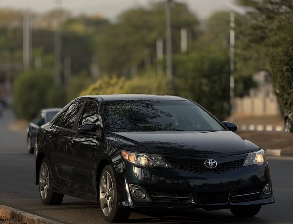 Foreign Used Toyota Camry SE 2012 for Sale In Abuja