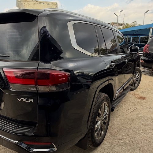 Hot Deal! Foreign Used Toyota Land Cruiser 2024 – Available Now