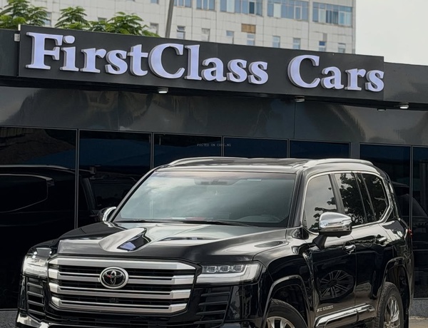 Hot Deal! Foreign Used Toyota Land Cruiser 2024 – Available Now