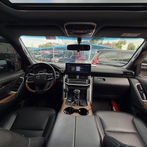 Hot Deal! Foreign Used Toyota Land Cruiser 2024 – Available Now
