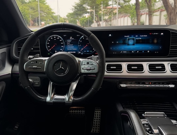 Mercedes-Benz GLE53 – 2020 FOREIGN USED – Sporty, Clean & Powerful