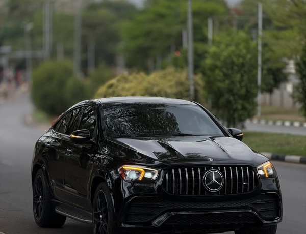 Mercedes-Benz GLE53 – 2020 FOREIGN USED – Sporty, Clean & Powerful