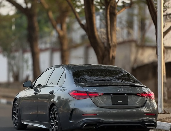 Foreign Used Mercedes-Benz C300 for Sale In Abuja