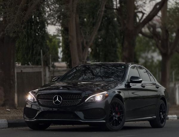 Foreign Used 2015 Mercedes C300 for Sale In Abuja