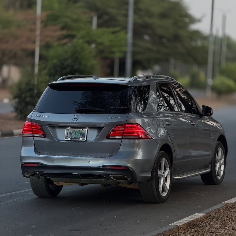 Hot Deal 🔥 Mercedes ML350 2012 → 2017 Upgrade | Clean Title image