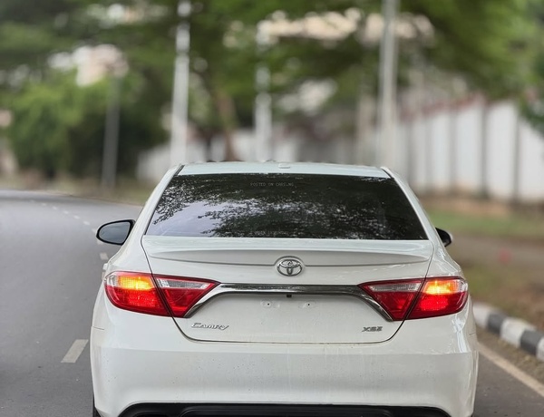 HOT DEAL: 2015 TOYOTA CAMRY For Sale In Abuja – CLEAN FOREIGN USED UNIT