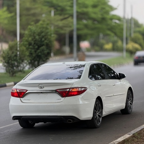 HOT DEAL: 2015 TOYOTA CAMRY For Sale In Abuja – CLEAN FOREIGN USED UNIT