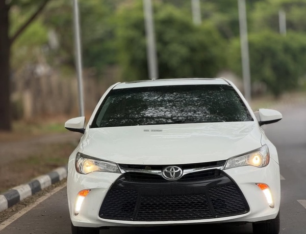 HOT DEAL: 2015 TOYOTA CAMRY For Sale In Abuja – CLEAN FOREIGN USED UNIT