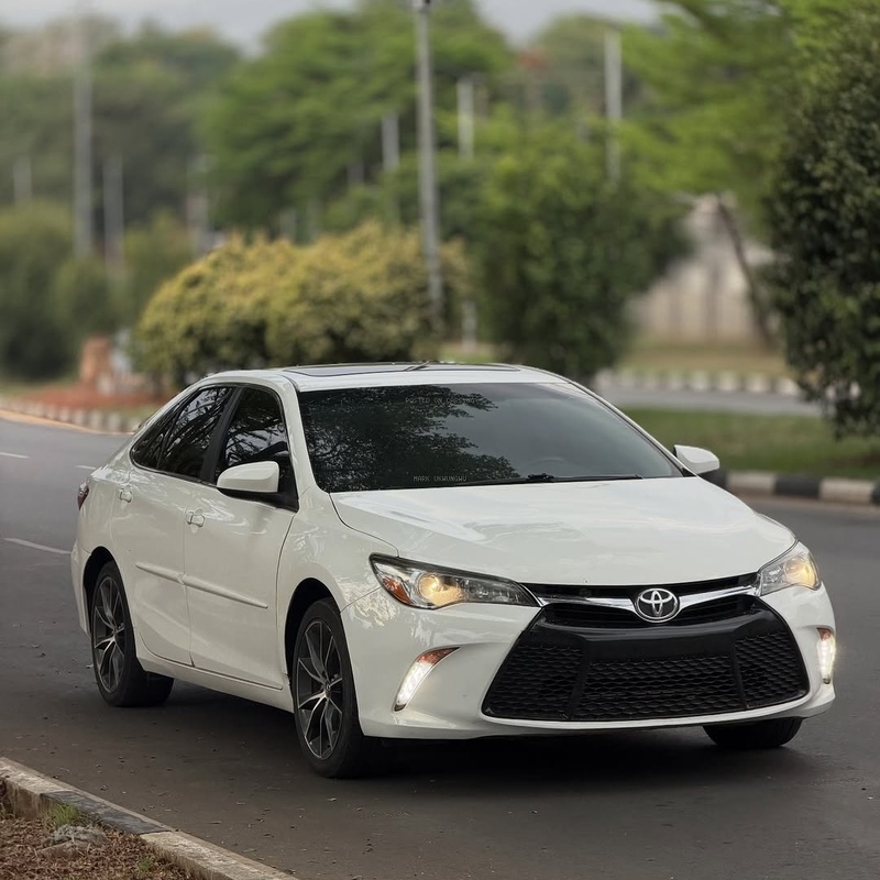 HOT DEAL: 2015 TOYOTA CAMRY For Sale In Abuja – CLEAN FOREIGN USED UNIT image