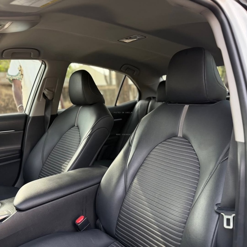 Foreign Used 2019 Toyota Camry SE for Sale In Abuja image