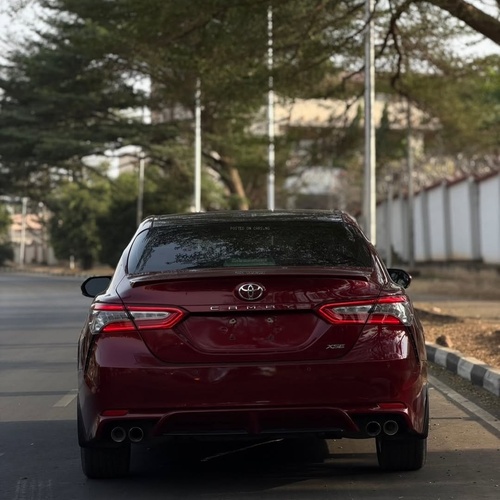 Foreign Used 2018 Toyota Camry XSE for Sale In Abuja