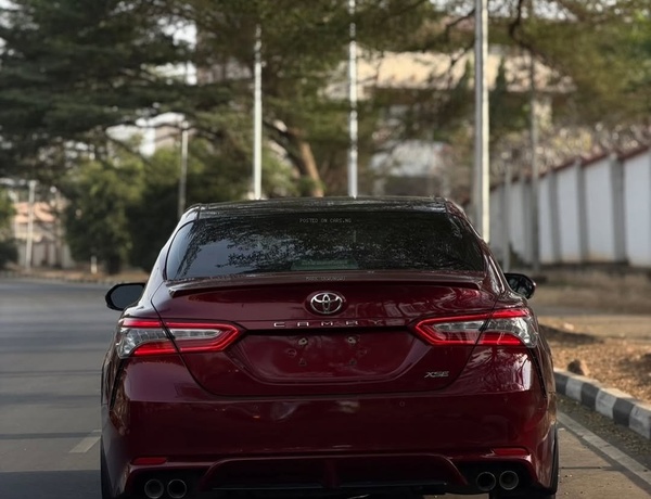 Foreign Used 2018 Toyota Camry XSE for Sale In Abuja