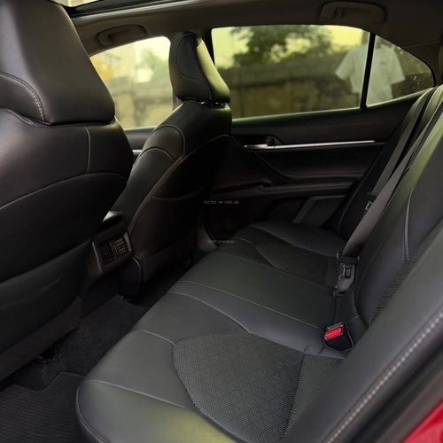 Foreign Used 2018 Toyota Camry XSE for Sale In Abuja