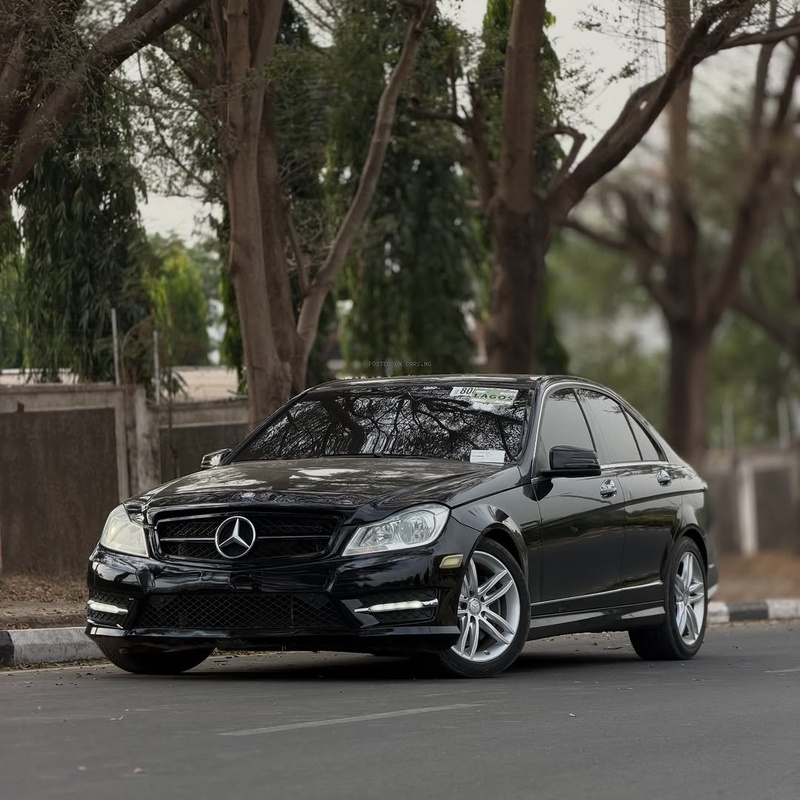 Foreign Used Mercedes Benz C300 2013 for Sale In Abuja image