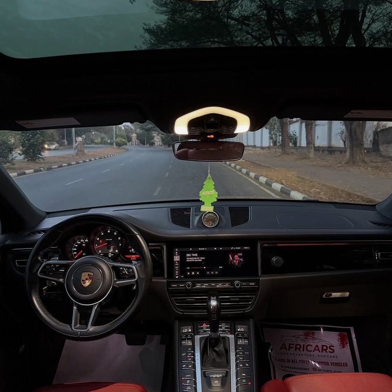 Foreign Used Porsche Macan Sport 2021 for Sale In Abuja image