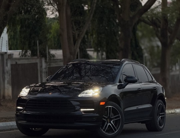 Foreign Used Porsche Macan Sport 2021 for Sale In Abuja